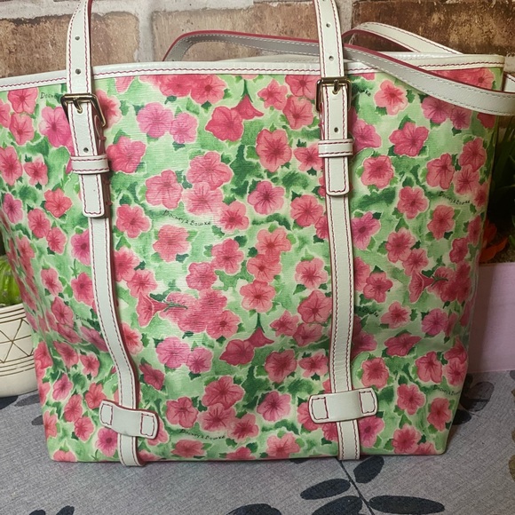 Dooney & Bourke Petunia Floral Shopper Tote - Picture 4 of 9